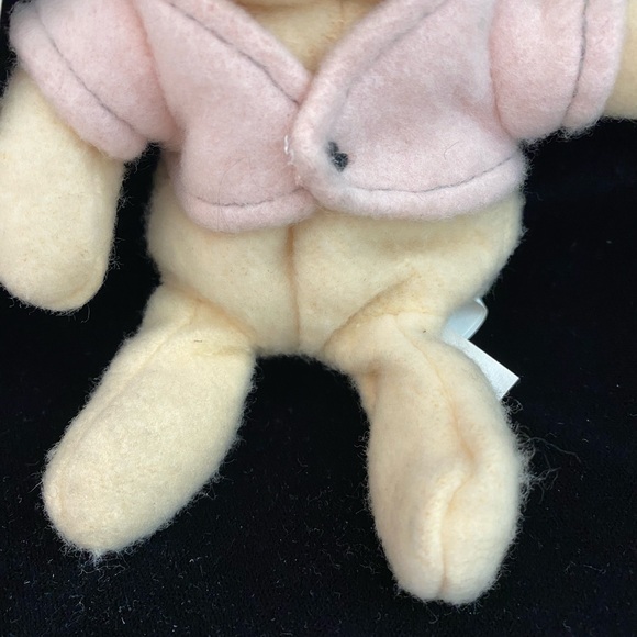 Vintage 1990’s Classic Pooh Beanbag Plush with tags - Picture 3 of 6